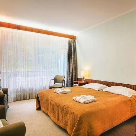 Bel Air Trail & Wellness 4* Έχτερναχ
