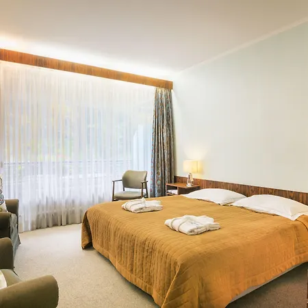 Bel Air Trail & Wellness 4*